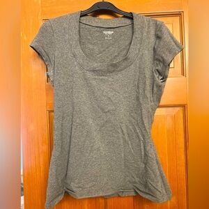 Express Sexy Stretch Scoop Neck Tee, M, Gray